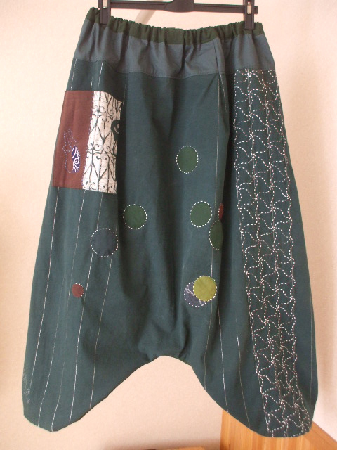 古い風呂敷の刺し子サルエルパンツ作りました 古布和布と着物リメイクの楽しみ方