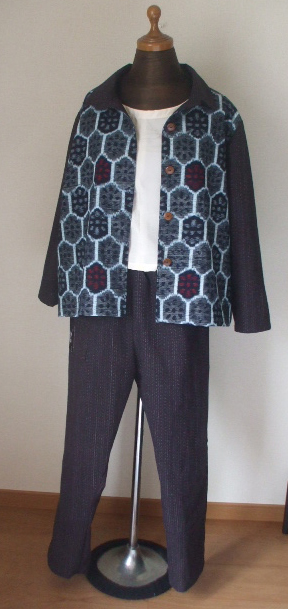 れんこんの模様絣と綿麻の着物からジャケットとパンツ作りました