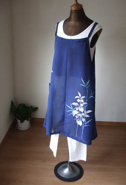 絽の着物反物からキャミソールスカート作りました。