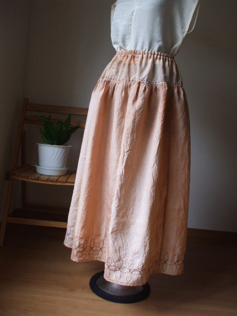 絹の胴裏柿渋染めギャザースカート作りました。 | 古布和布と着物 