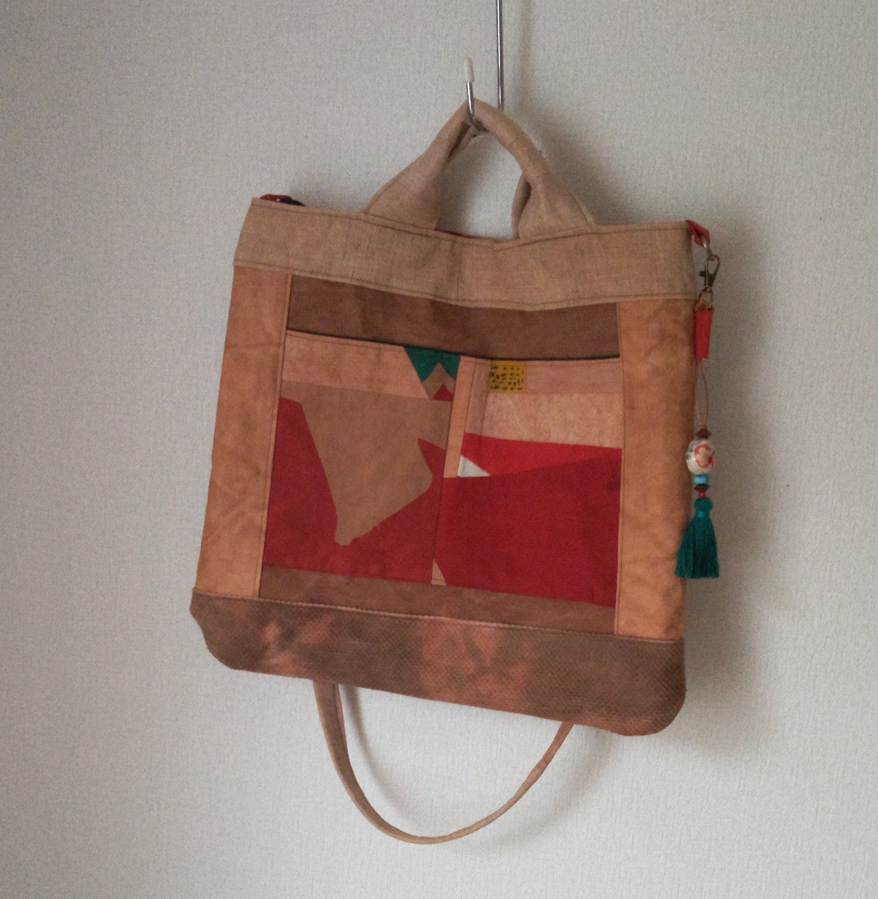 大漁旗と帯芯いろいろのバック完成です。